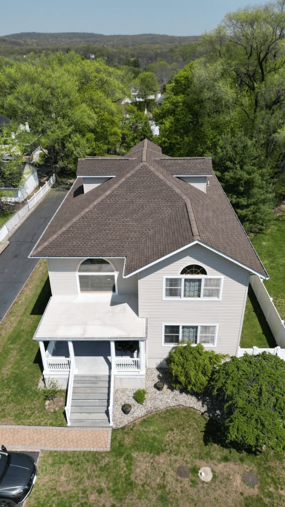 Completed residential roof replacement project in Ringwood NJ