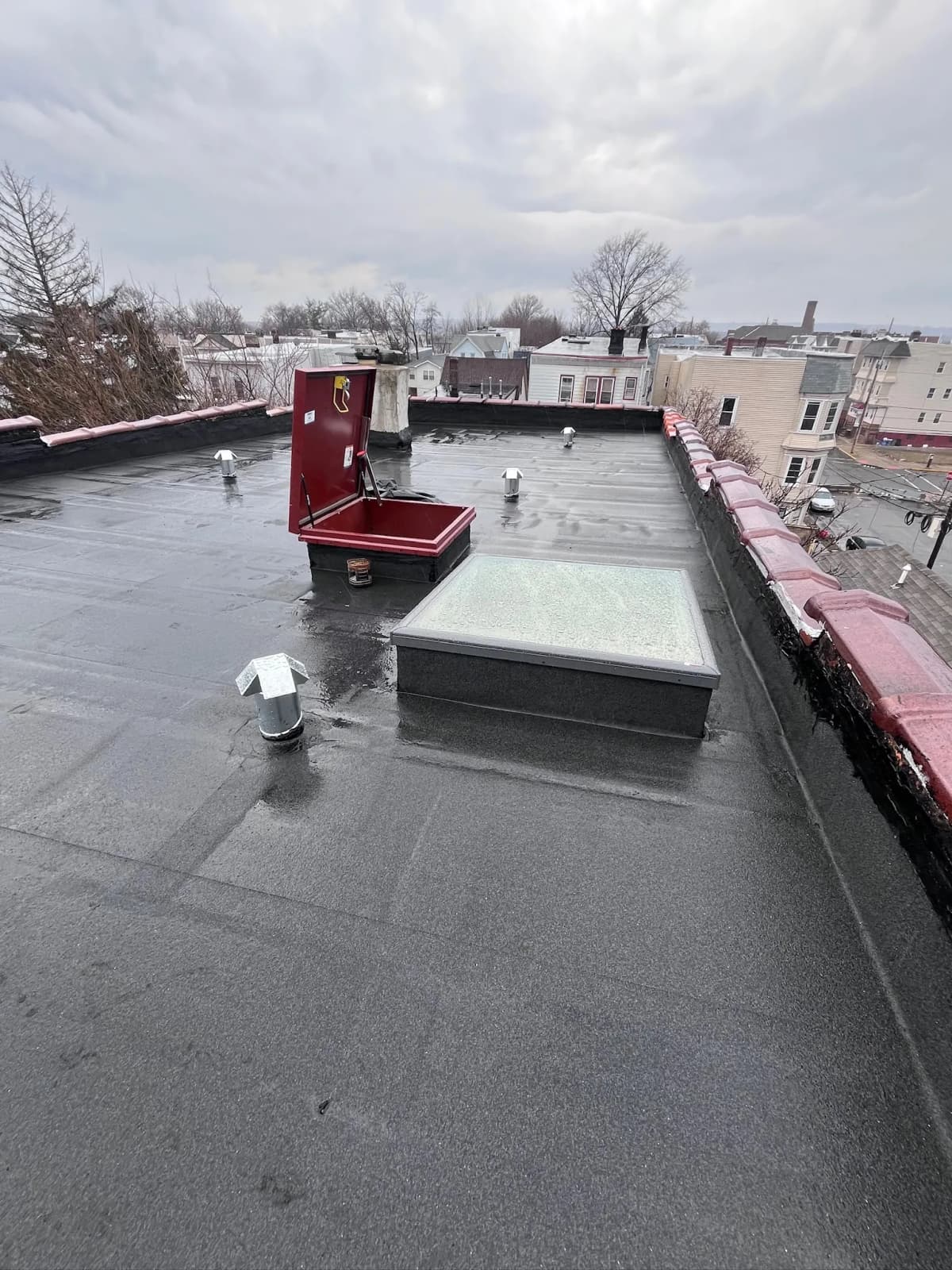Commercial roofing project