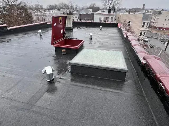 Commercial roofing project